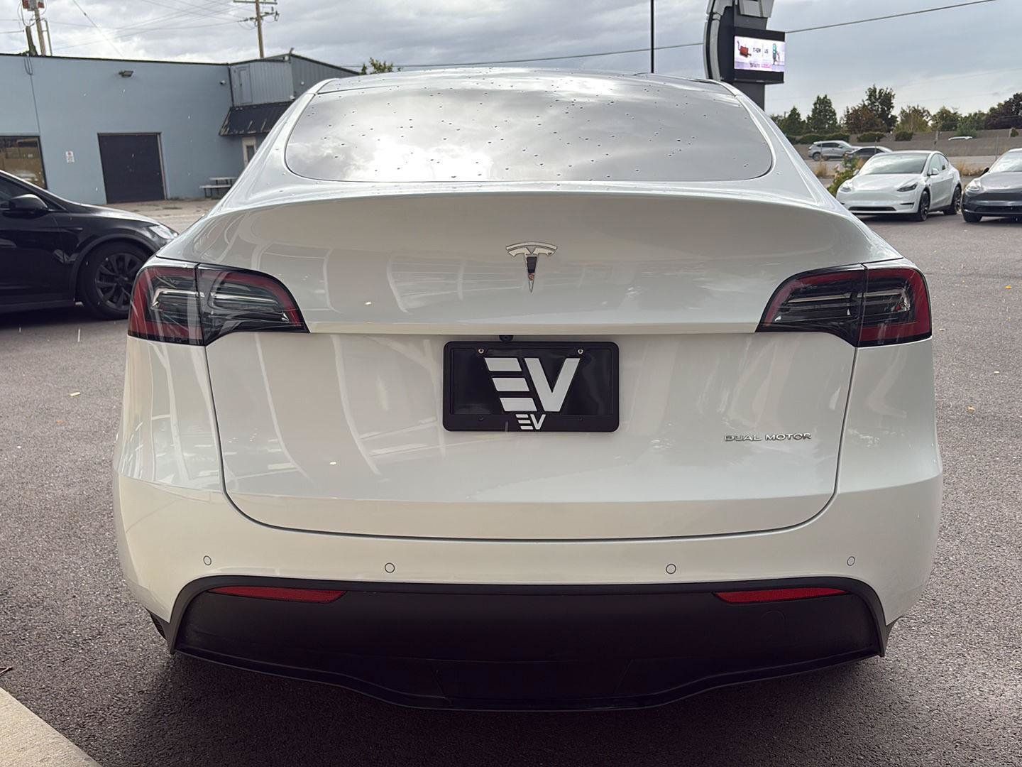 Used 2022 Tesla Model Y Long Range AWD/4WD image 7