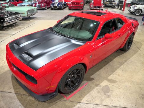 Used 2021 Dodge Challenger SRT Hellcat Redeye image 14