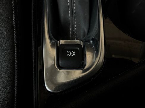Used 2025 Buick Encore GX Preferred FWD image 21