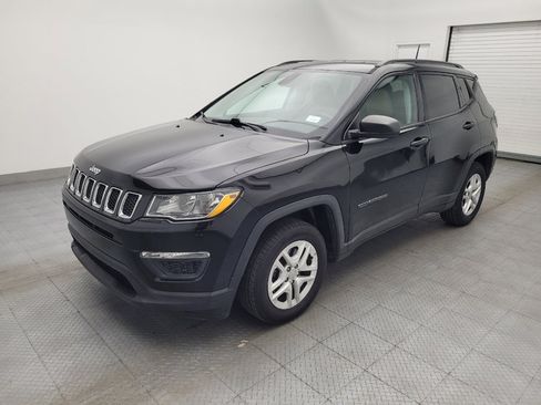 Used 2018 Jeep Compass Sport FWD image 2