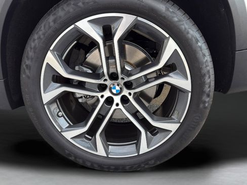 Used 2026 BMW X5 sDrive40i w/ Parking Assistance Package RWD image 51