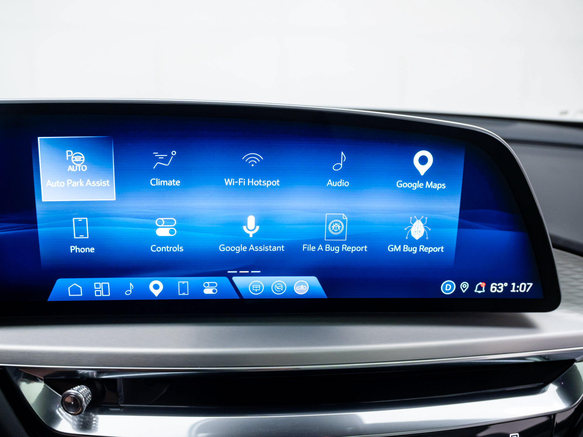 Used 2025 Cadillac Lyriq Luxury AWD/4WD image 26