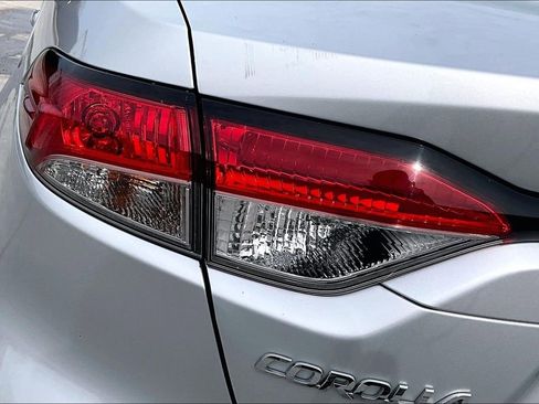 Used 2024 Toyota Corolla LE image 22