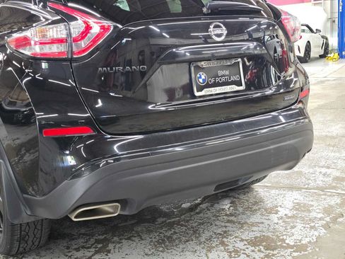 Used 2018 Nissan Murano SL w/ Midnight Edition Package FWD image 13