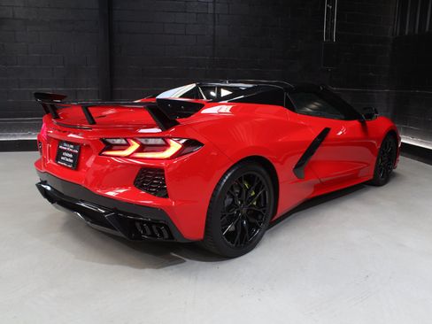 Used 2023 Chevrolet Corvette Stingray Preferred Conv w/ Z51 Performance Package RWD image 24