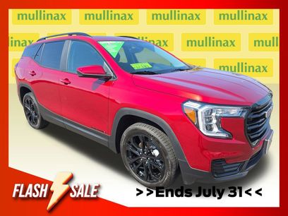 Used 2022 GMC Terrain SLE w/ Driver Convenience Package