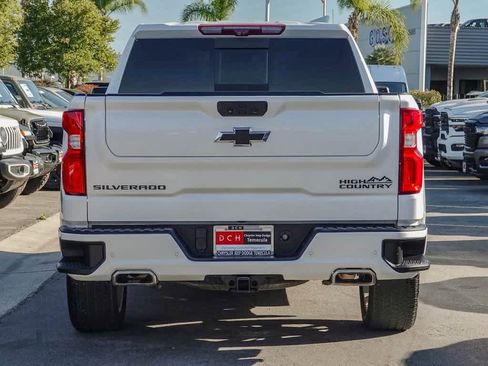 Used 2023 Chevrolet Silverado 1500 High Country w/ High Country Premium Package image 5