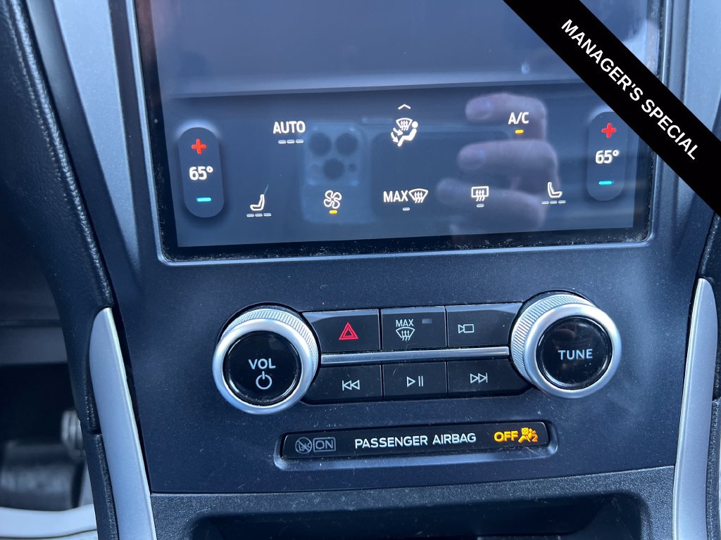 Used 2022 Ford Edge SEL w/ Class II Trailer Tow Package AWD/4WD image 24