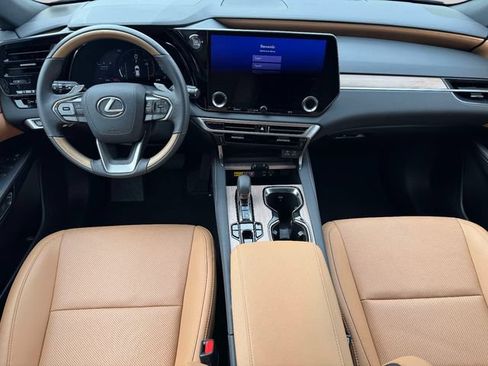 Certified 2025 Lexus RX 350 AWD image 18
