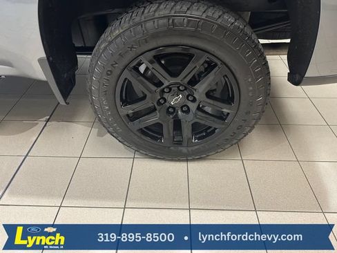 Used 2021 Chevrolet Silverado 1500 LT Trail Boss w/ LT Trail Boss Premium Package AWD/4WD image 30