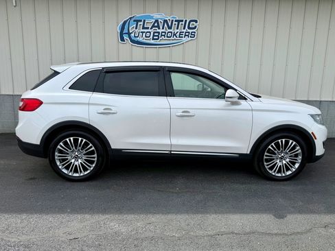 Used 2017 Lincoln MKX Reserve image 3