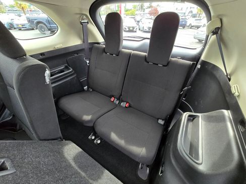 Used 2017 Mitsubishi Outlander ES AWD/4WD image 31