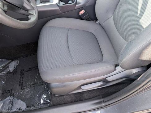 Used 2021 Toyota RAV4 LE image 14