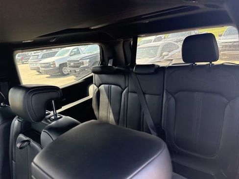 Used 2022 Jeep Wagoneer Series II w/ Premium Group I AWD/4WD image 10