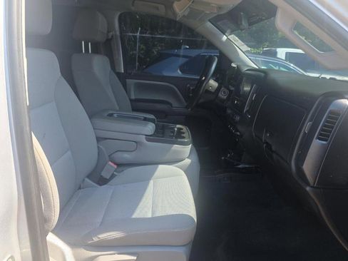 Used 2018 Chevrolet Silverado 1500 Custom w/ Custom Value Package AWD/4WD image 16