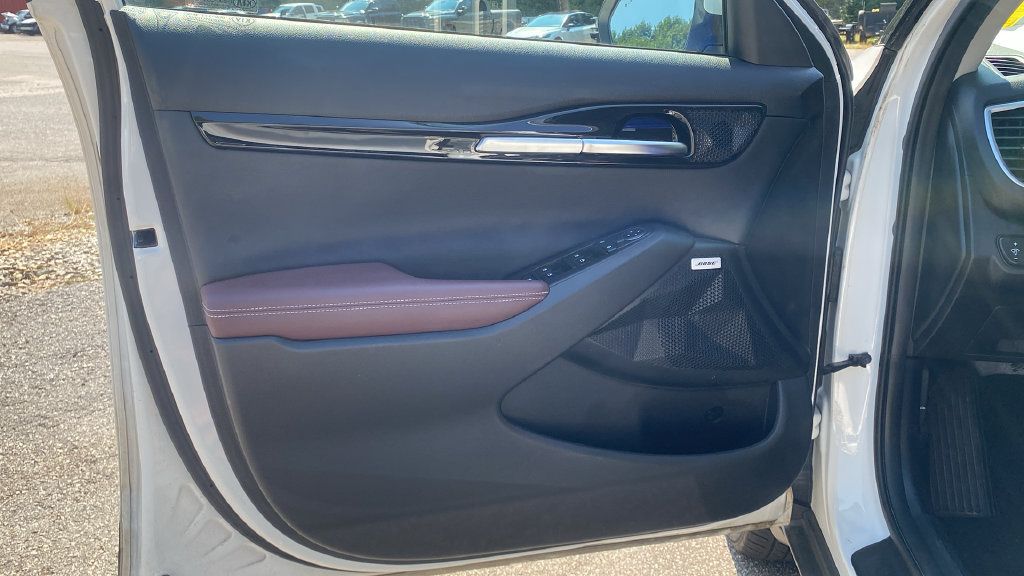 Used 2022 Kia Seltos SX w/ Sunroof Package AWD/4WD image 17