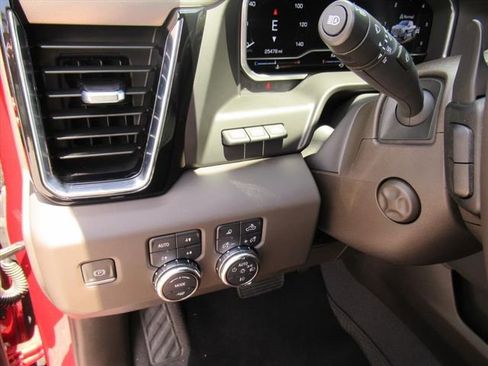 Used 2024 GMC Sierra 1500 Denali w/ Denali Reserve Package AWD/4WD image 23