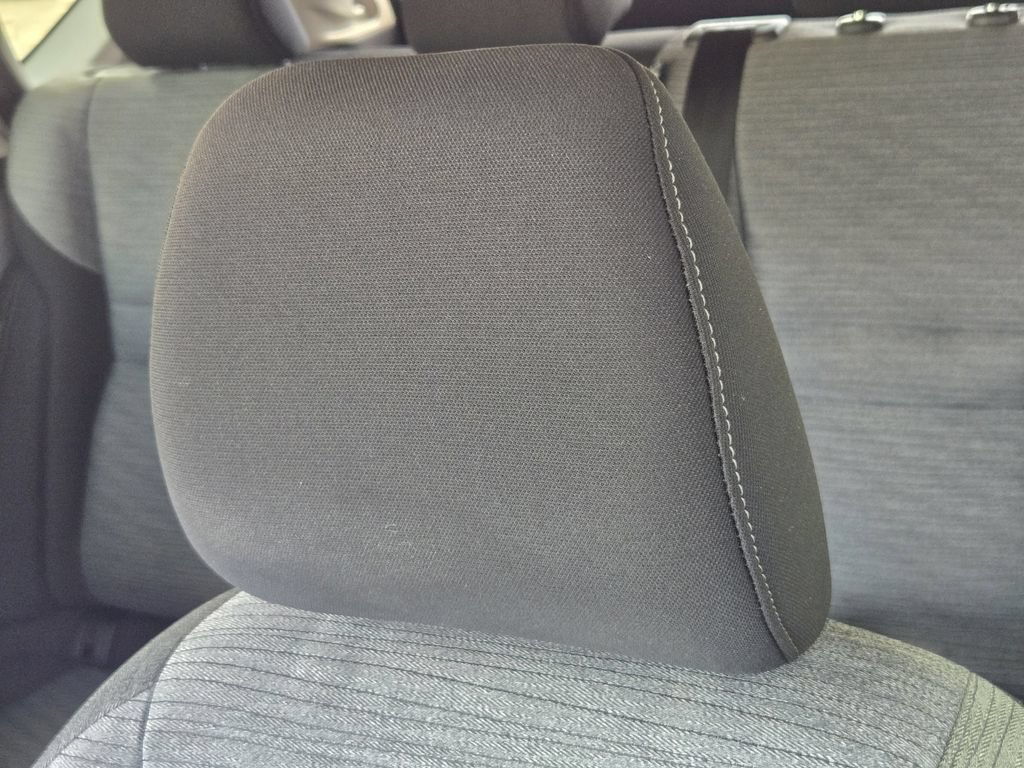 Used 2023 Nissan Rogue SV AWD/4WD image 21