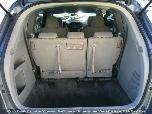 Used 2016 Honda Odyssey LX image 9