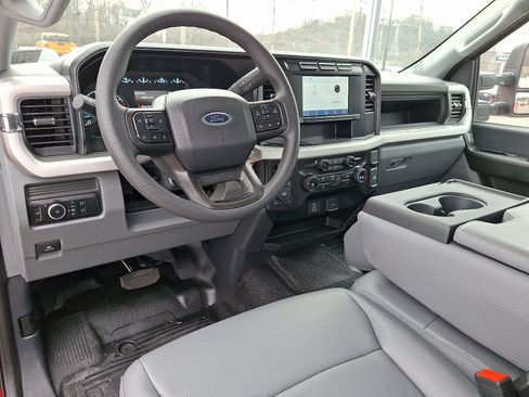 Used 2024 Ford F350 XL w/ Snow Plow/Camper Package image 11