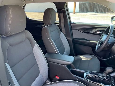 Used 2023 Chevrolet TrailBlazer LT image 32