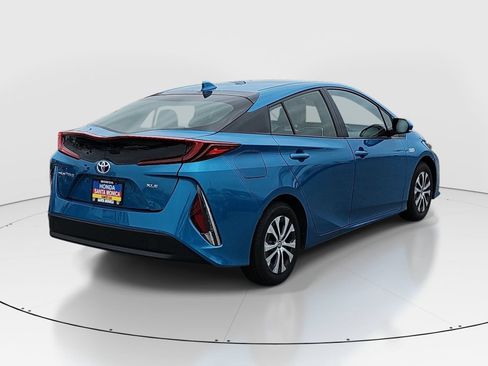 Used 2020 Toyota Prius Prime XLE FWD image 5