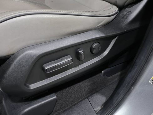 Used 2023 Honda Pilot Elite image 12