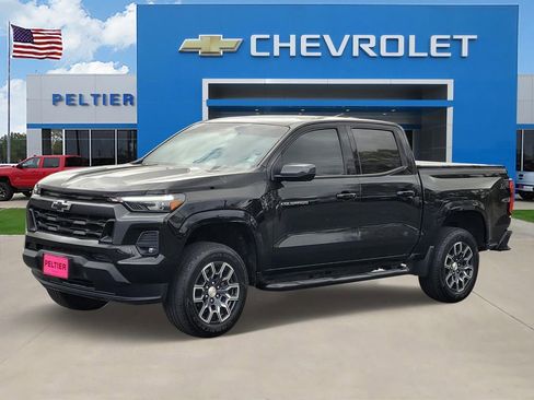 Used 2024 Chevrolet Colorado LT w/ LT Convenience Package III image 3