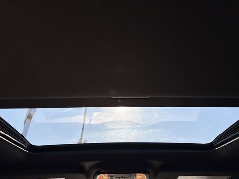 Used 2020 Jeep Grand Cherokee Altitude image 24