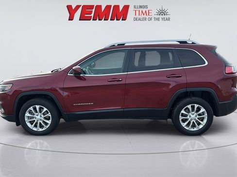 Used 2019 Jeep Cherokee Latitude w/ Cold Weather Group image 6