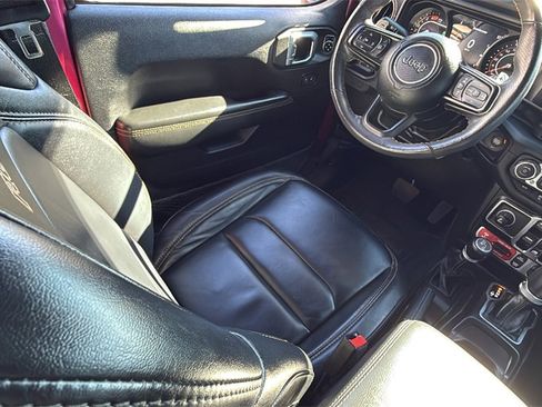 Used 2024 Jeep Wrangler Unlimited Rubicon 392 image 15