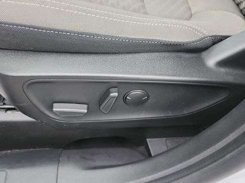 Used 2022 Ford Escape SE w/ Convenience Package image 11