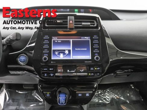 Used 2022 Toyota Prius LE image 12