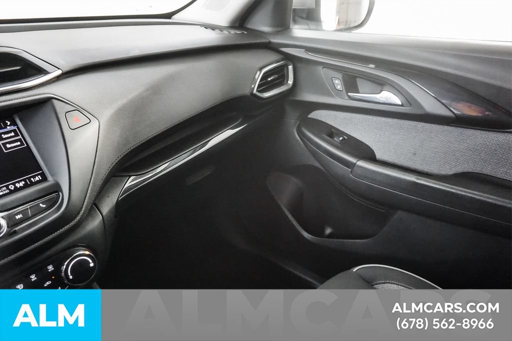 Used 2023 Chevrolet TrailBlazer LT FWD image 40