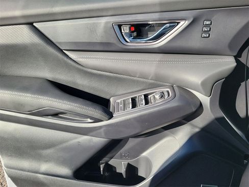 Used 2025 Subaru Ascent Limited image 15
