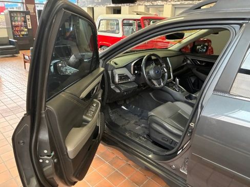 Used 2020 Subaru Outback Onyx Edition XT image 19