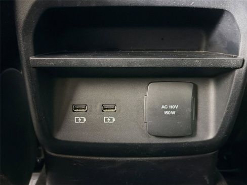 Used 2019 Ford Ranger XLT w/ Equipment Group 302A Luxury AWD/4WD image 29