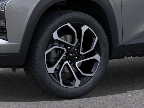 New 2026 Chevrolet Trax RS FWD image 33