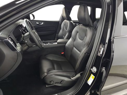 Used 2025 Volvo XC60 T8 Ultra AWD/4WD image 14