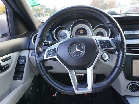 Used 2014 Mercedes-Benz C 250 Luxury image 20