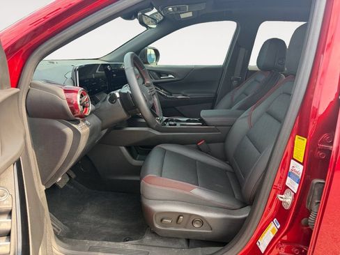 Certified 2025 Chevrolet Equinox RS w/ Safety and Technology Package AWD/4WD image 6