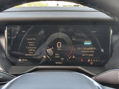 Used 2026 GMC Acadia Elevation w/ Elevation Premium Package FWD image 11