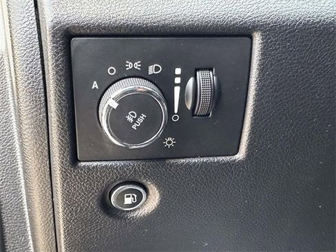 Certified 2019 Jeep Grand Cherokee Altitude image 22