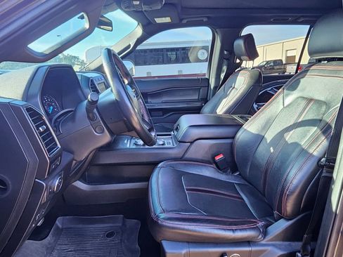 Used 2019 Ford Expedition Limited w/ Equipment Group 303A image 9