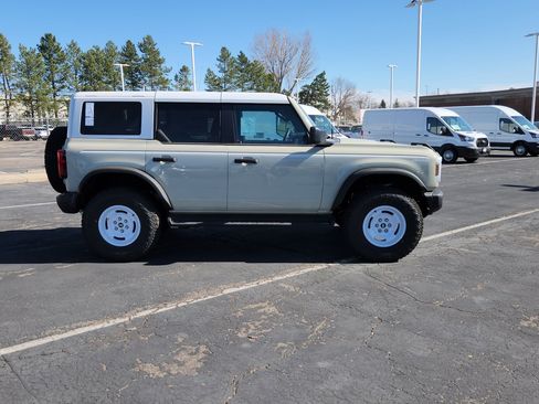 New 2026 Ford Bronco Heritage Edition AWD/4WD image 17