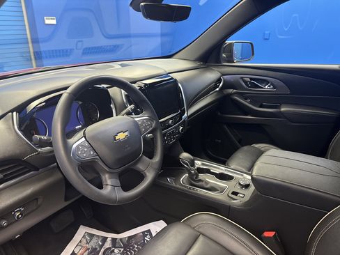 Used 2023 Chevrolet Traverse Premier w/ LPO, Floor Liner Package AWD/4WD image 11