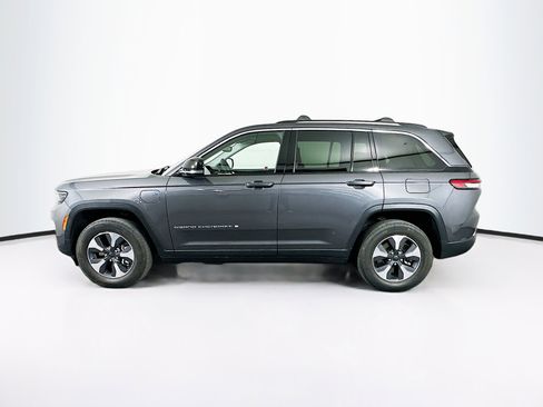 Used 2022 Jeep Grand Cherokee Limited 4xe image 4