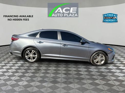 Used 2018 Hyundai Sonata SEL w/ Winter Weather Package image 4