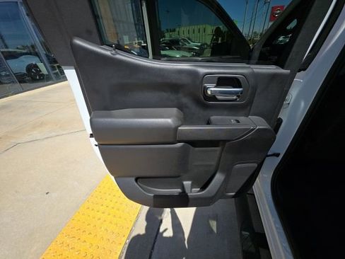 Used 2022 Chevrolet Silverado 1500 Custom image 22