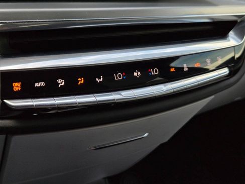 Certified 2024 Cadillac Lyriq Luxury AWD/4WD image 21